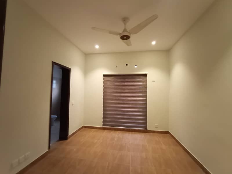 Prime Location 10 Marla 3 Bedroom Bungalow For Rent In Defence Raya Phase 6 Lahore 2