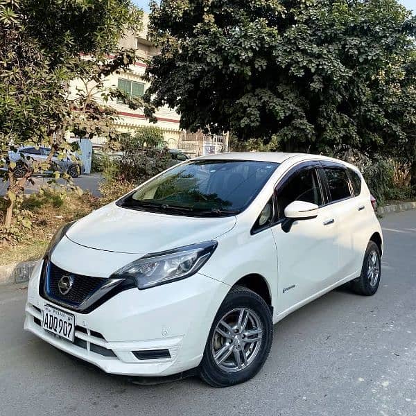 Nissan Note E Power 2019 1