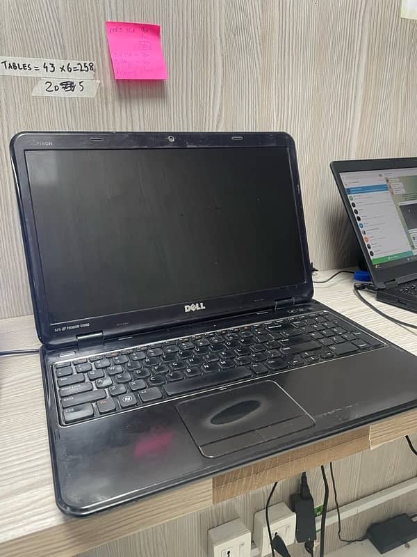 Dell Laptop Inspiron 1