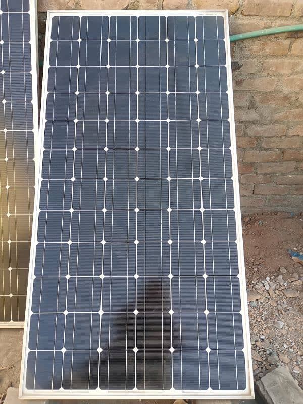 local ups 1000watt 12volt 2 solar panel 200watt 200 battery all ok 4