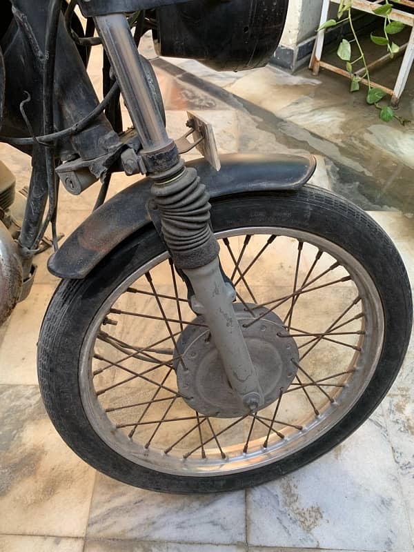 Honda 125 (Cafe racer) Converted full drop 5