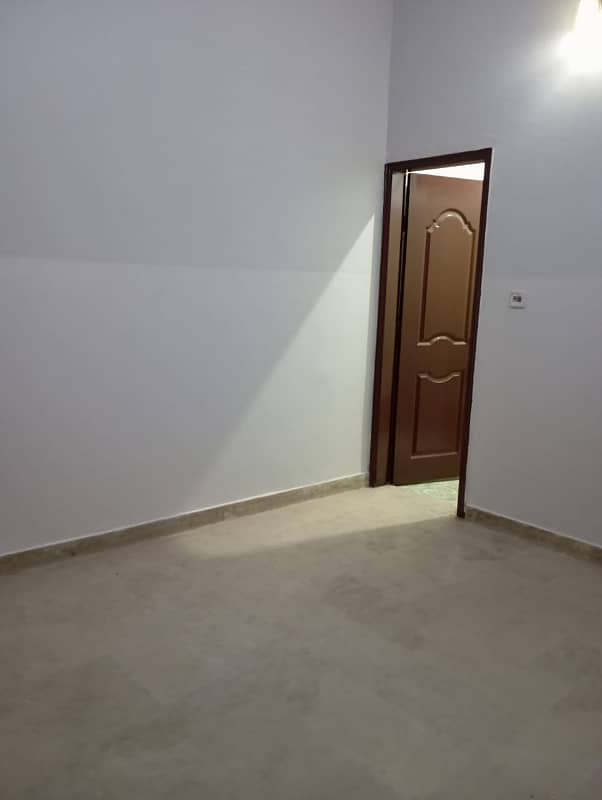 independent 60 yards house for rent in johar 2