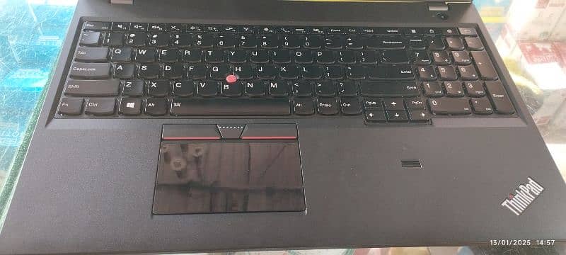 Lenovo ThinkPad p50s 6