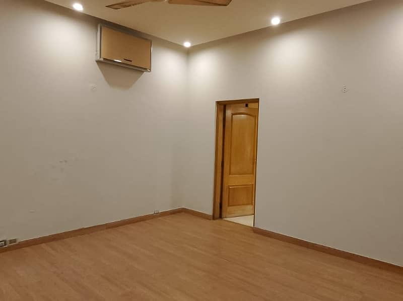 1 Kanal Lower Portion For Rent in DHA Phase 3, Block Z, Lahore Cantt. 7