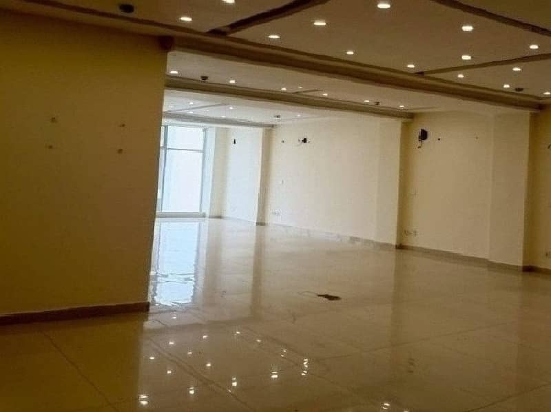 8 Marla 1st Floor Office With Elevator For Rent In DHA Phase 8,Block D, Lahore. 4