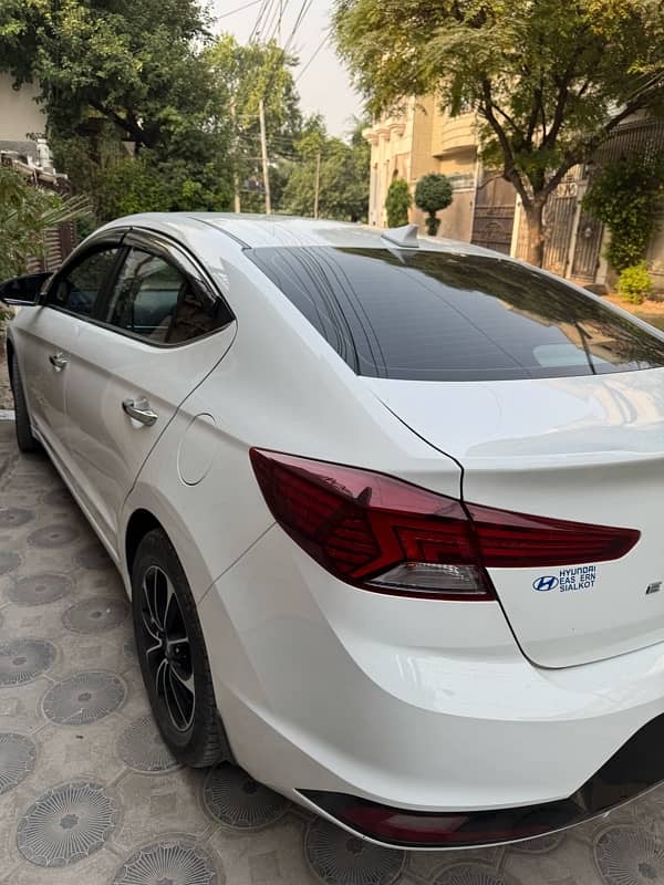 Hyundai Elantra GLS 2023 2