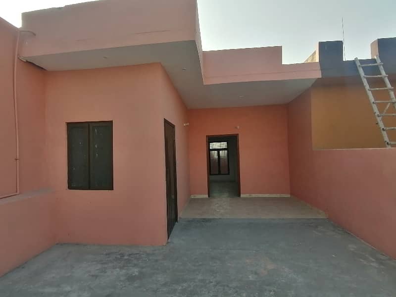 House For Grabs In 5 Marla Samanabad 14