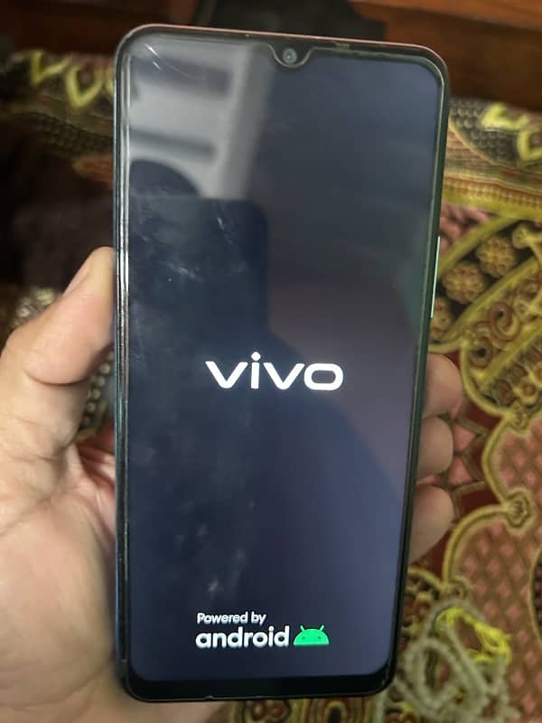 vivo y15s 6/128 gb 2