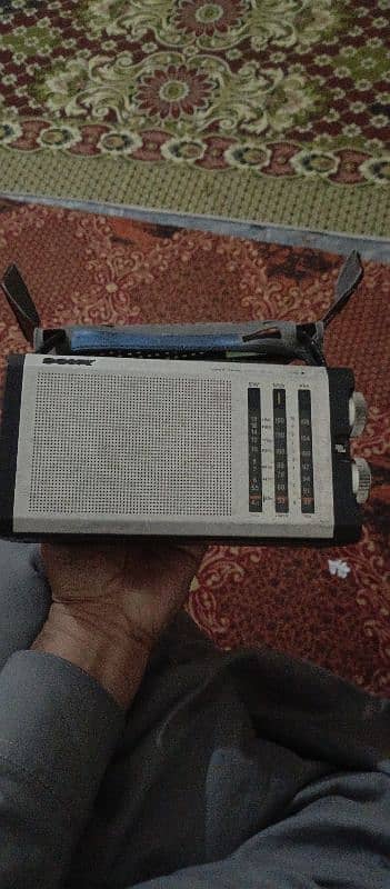 sony radio j1 0