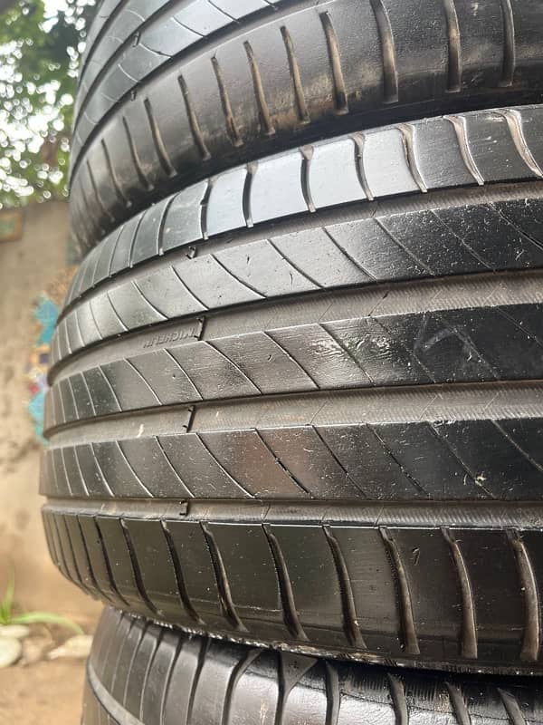 215-55-16 Michelin tyres 1