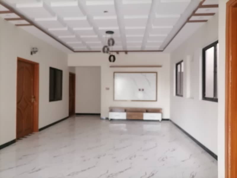 A Prime Location 400 Square Yards House Is Up For Grabs In Gulshan-e-Iqbal Town 0