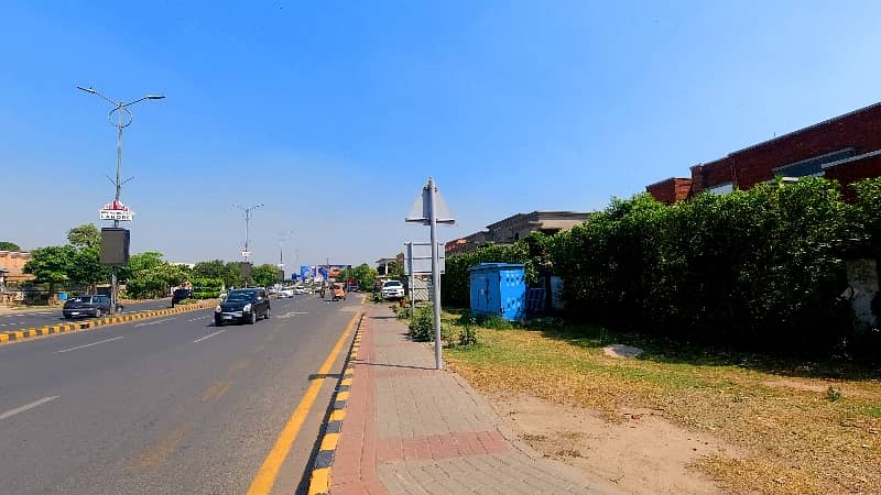 49 Marla Corner Plus Main Boulevard House For Sale Available In DHA Defense B Block Phase 1 5