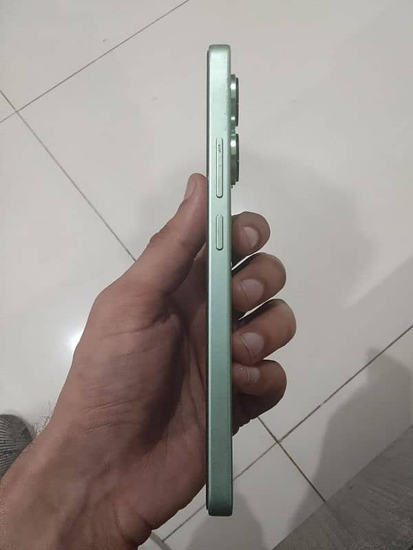 Redmi Note 13 in mint condition 3