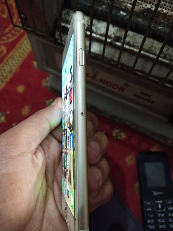 IPHONE 6 URGENT SALE 3