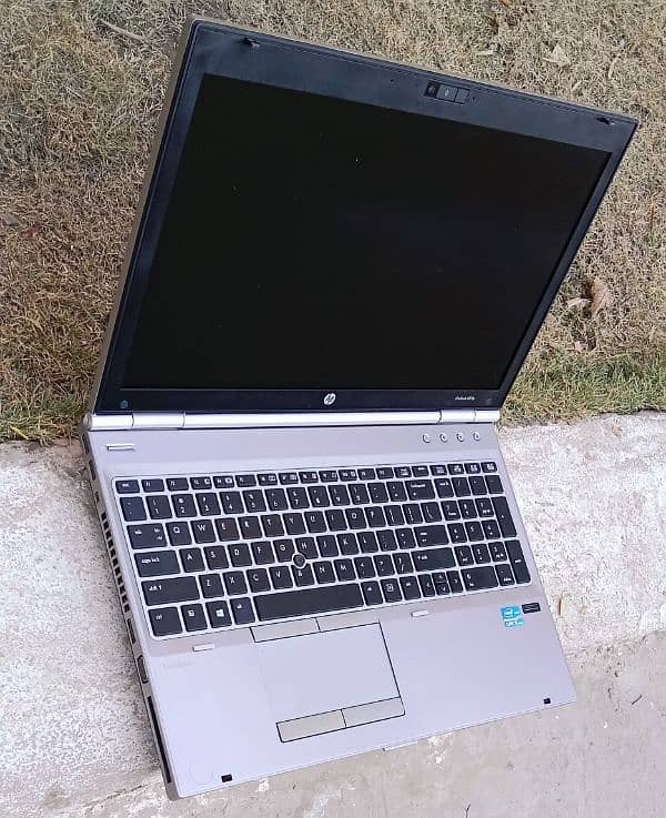 HP CORE i7 NEW CONDITION LAPTOP EVERYTHING OK 1