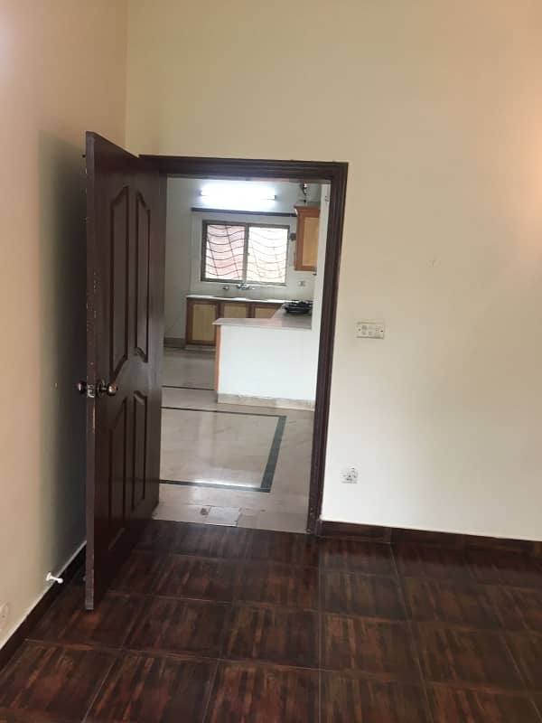 2 KANAL UPPER PORTION IS AVAILABLE FOR RENT IN JOHAR TOWN LAHORE 6