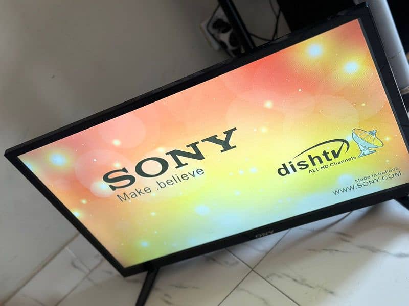 SONY LED 32 INCH 8