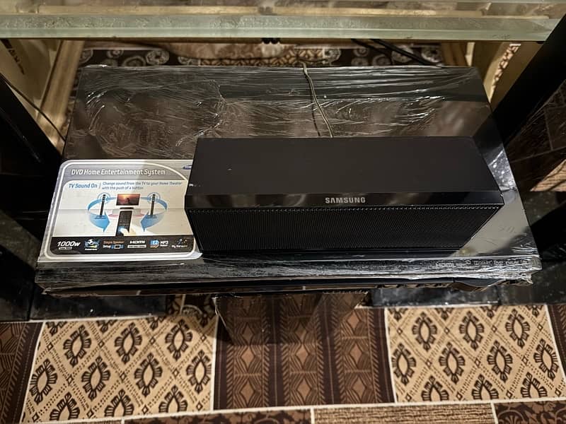 Samsung 1000 watt tower home theatre system 1