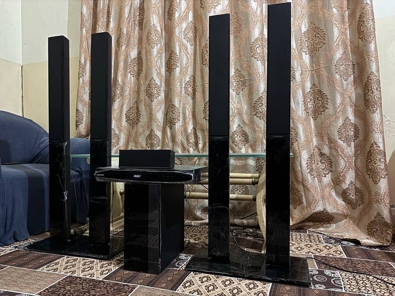 Samsung 1000 watt tower home theatre system 2