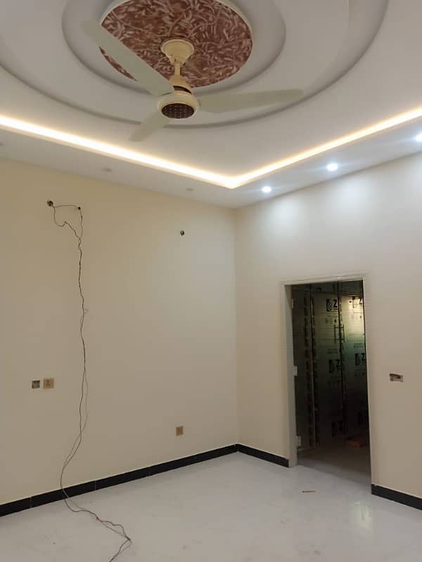 10 Marla Lower Portion For Rent in Bahria Town Lahore 0