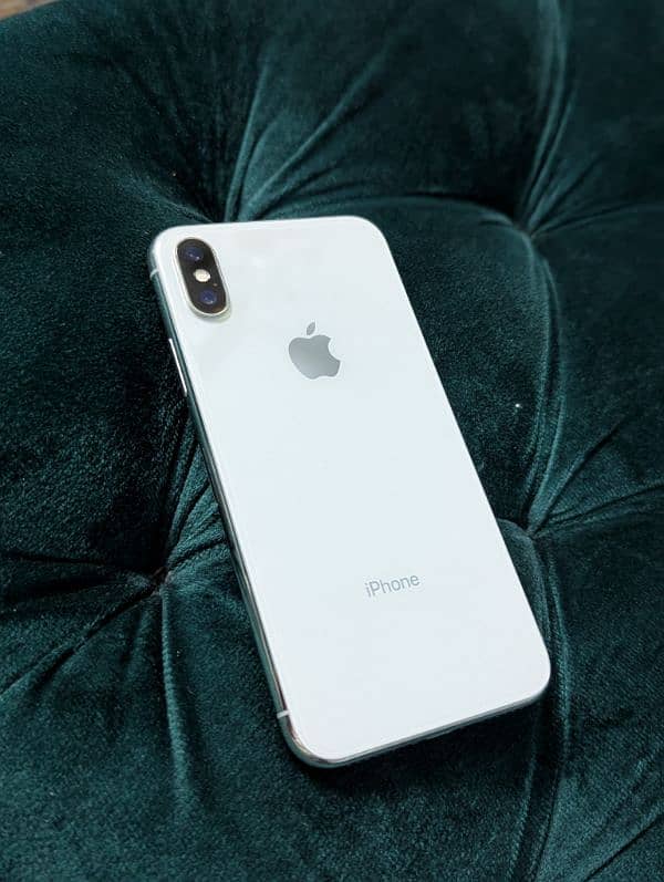 Iphone X | 64gb | pta approved | 8/10 | with box 9