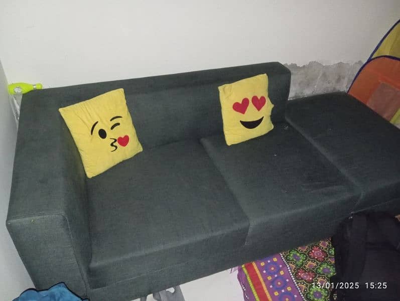 SOFA FOR SALE.  2 L SHAPED + 3+2+1 2