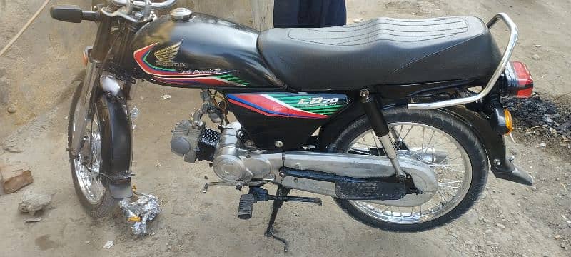 honda bike 10by 8 condition all engine all okay 4