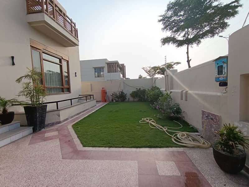 One Kanal With Full Basement 7 Bedrooms House Available For Rent In DHA Phase 7 2