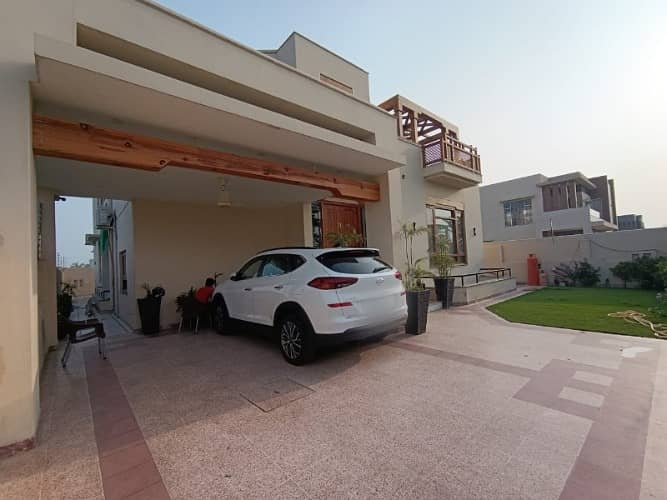 One Kanal With Full Basement 7 Bedrooms House Available For Rent In DHA Phase 7 3