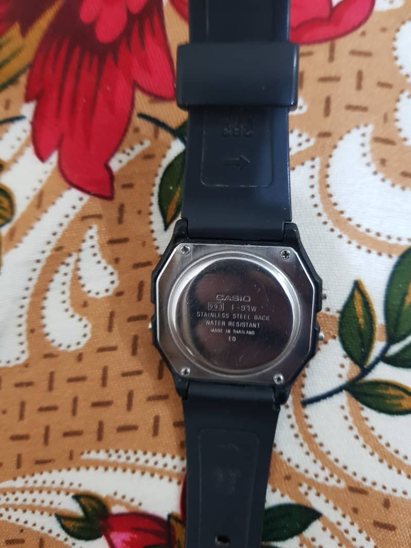 Casio f-91w Original Thailand Made 1