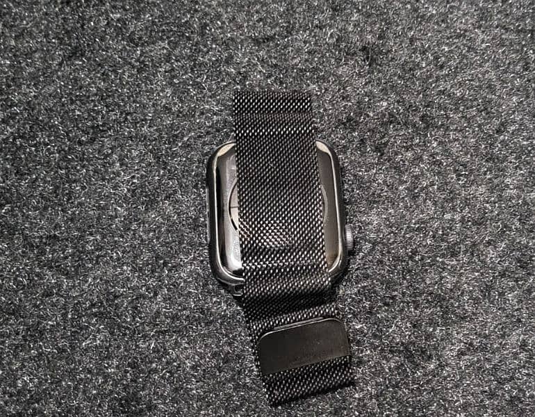 Apple watch series 5 44mm 4