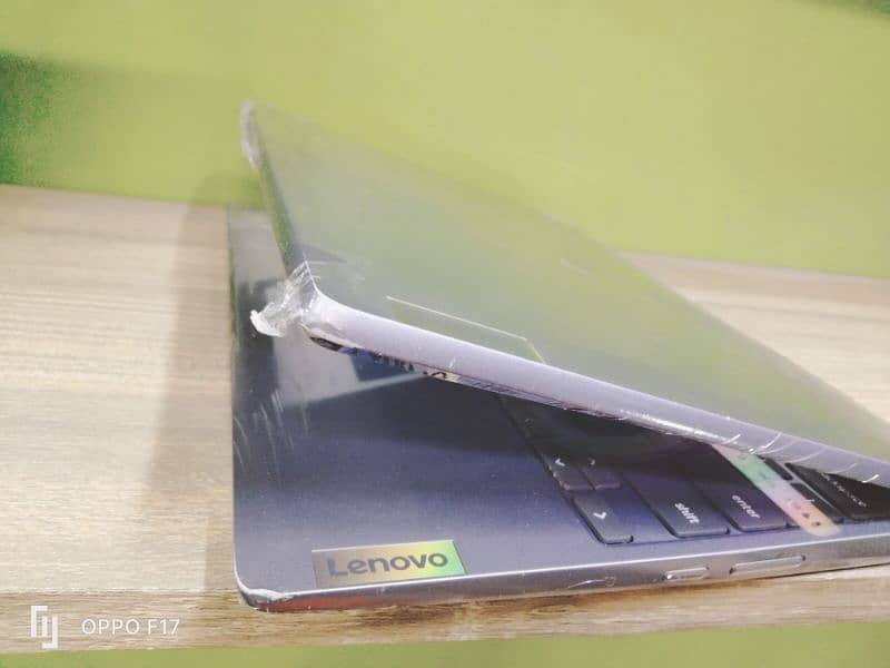 Lenovo Chromebook 5