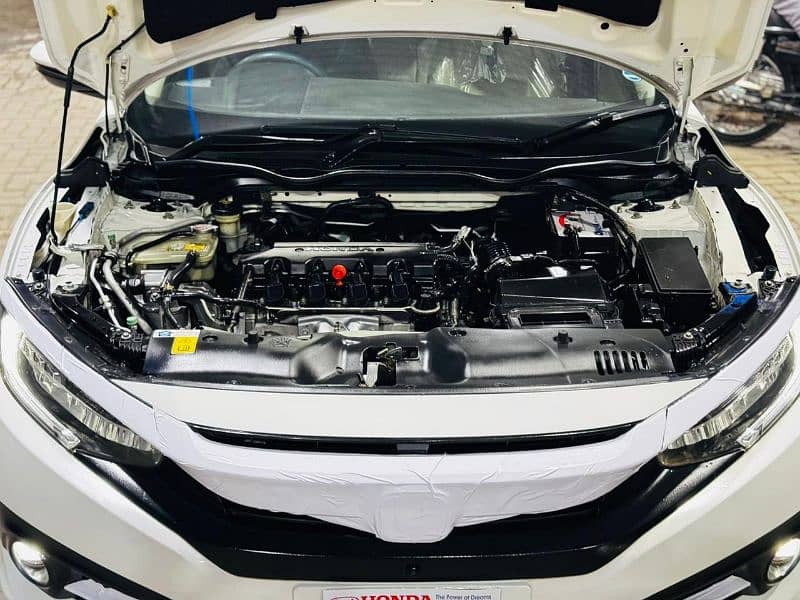 Honda Civic Oriel 2018 6