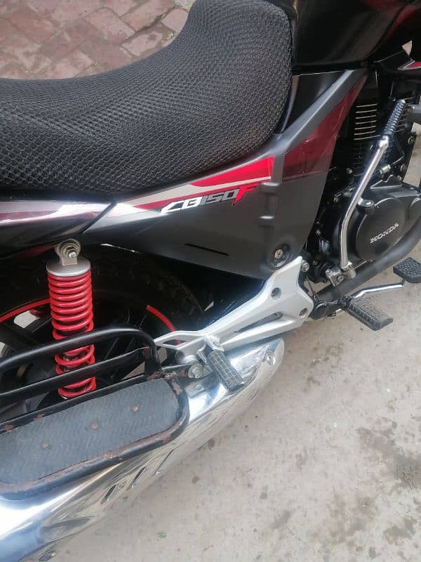 new  condition Honda cb 150f 2