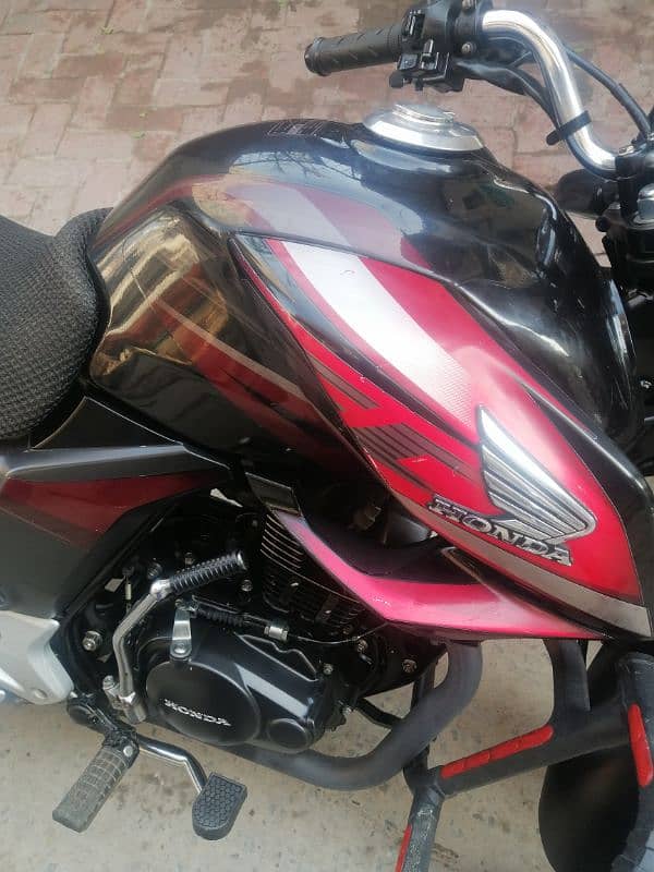 new  condition Honda cb 150f 11