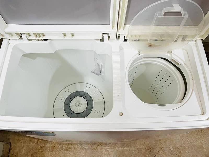 kenwood glass door washing machine (twin tub) 1