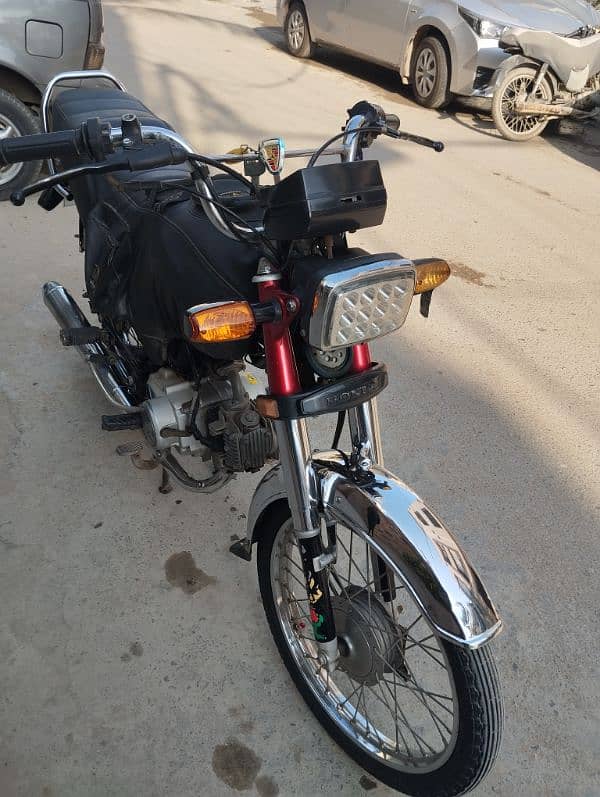 Honda cd 70 0