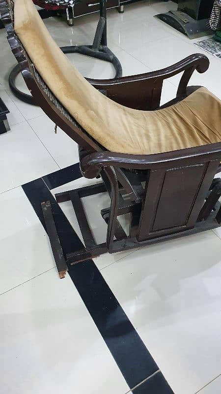 Rocking chair cushioned brown 2