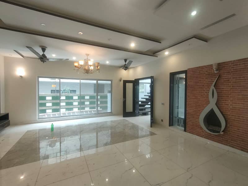 One Kanal House Available For Rent In DHA Phase 06 16