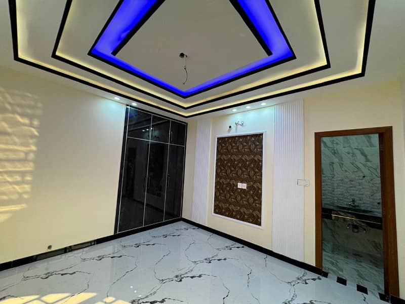 5 Marla Corner Spanish Beautiful House For Sale in Bismillah Housing Scheme 15