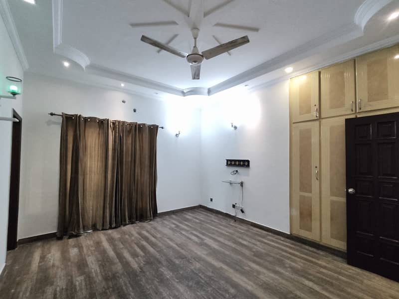 1 Kanal Bungalow Available For Rent In DHA Phase 4 Super Hot Location. 26