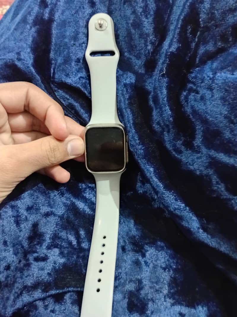 Smart watch 4