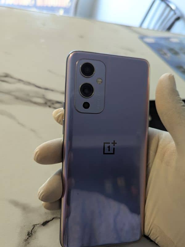 OnePlus 9 5g 1