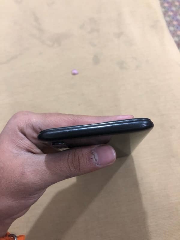 Vivo y91 64 GB Pta proved 4