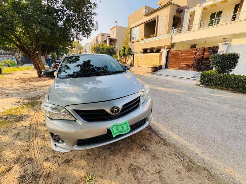 Toyota Corolla Altis SR 2012 13