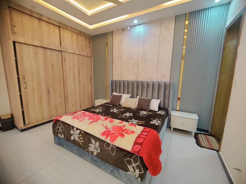 defence raya 7 Marla Luxury Furnish Avalaible For Rent Long And Short Time 7