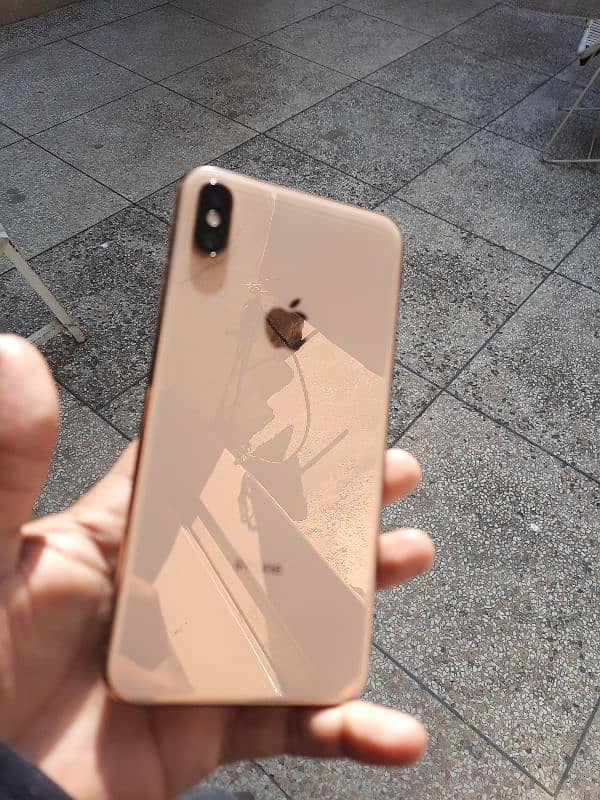 iPhone xs max 256gb dual sim pta 1