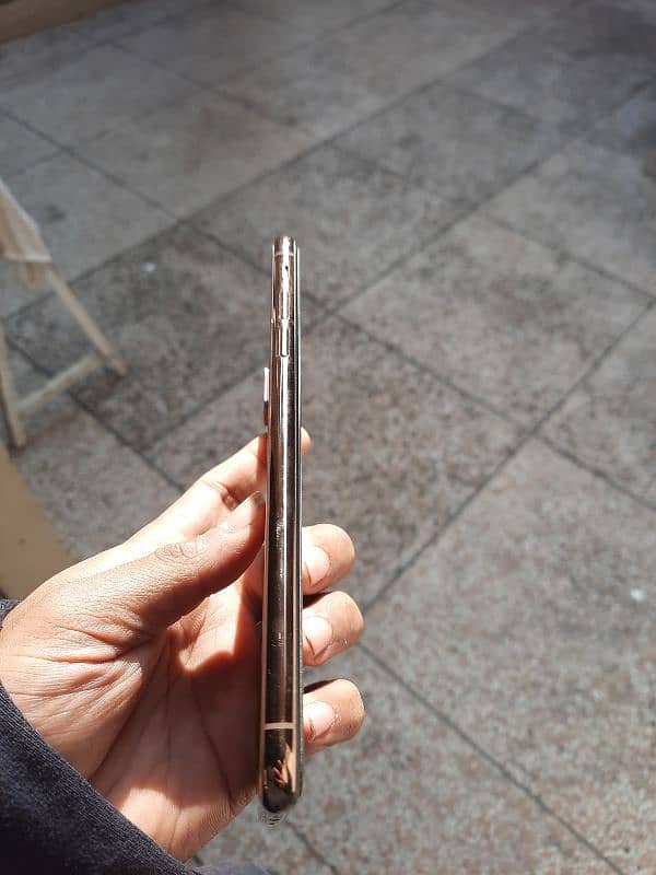 iPhone xs max 256gb dual sim pta 2