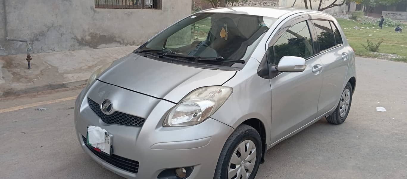 Toyota Vitz 2009 4