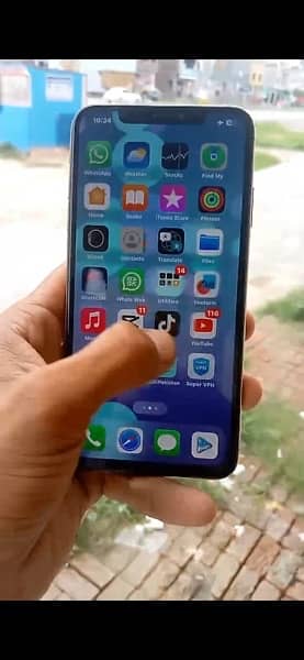 IPHONE Xs Max non pta 3